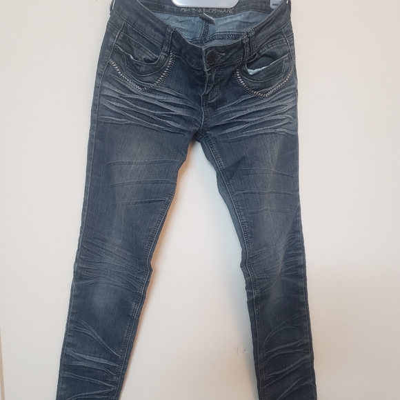 Jeans - Picture 3 of 5